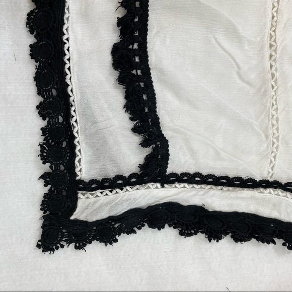 Chico’s XL beach cover up wrap white with black fringe & lace, one size fits all - Picture 2 of 8